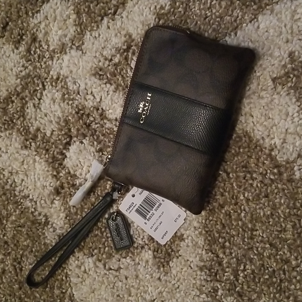 NWT Coach Wristlet
